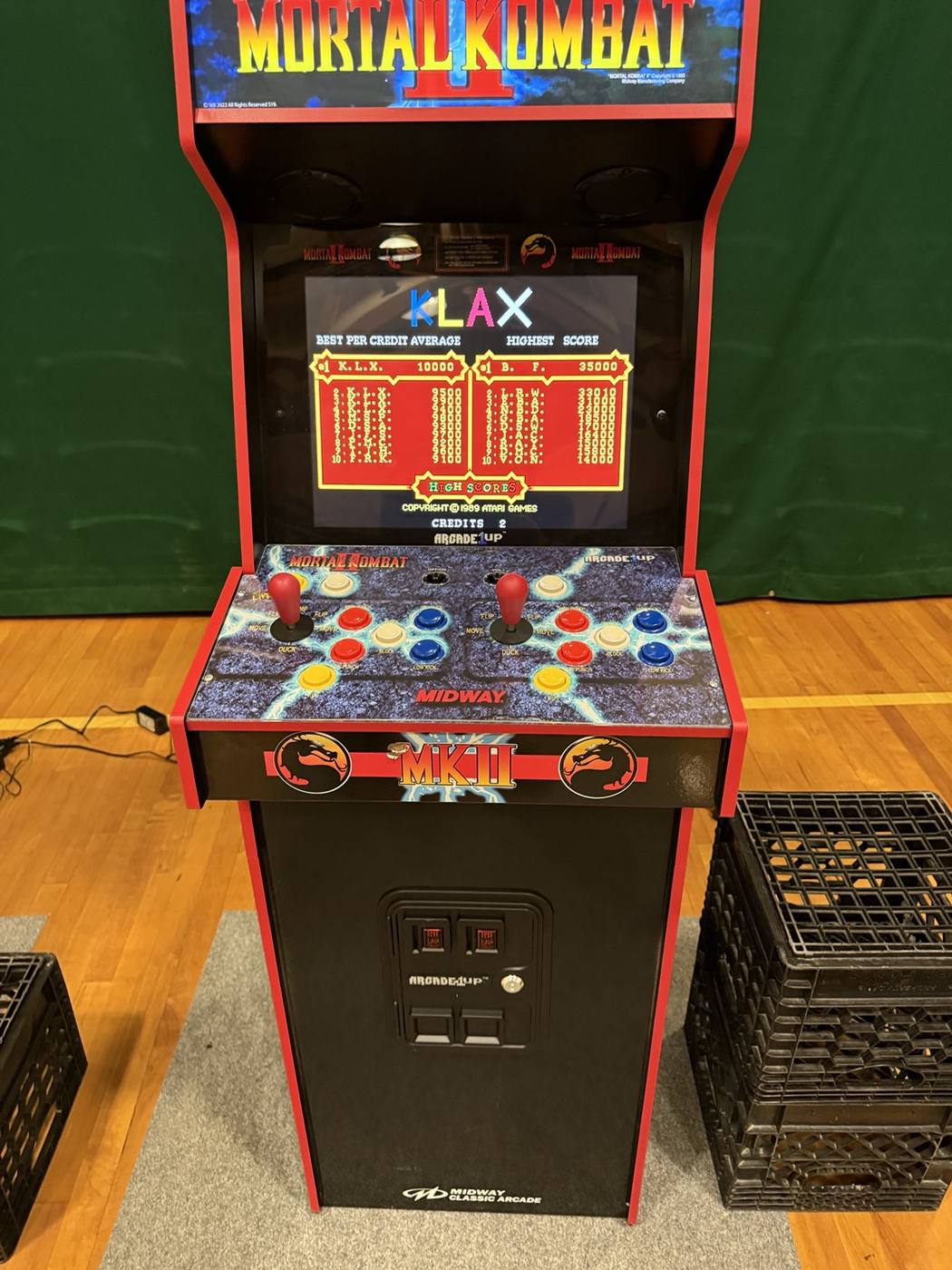 Mortal Kombat II arcade cabinet